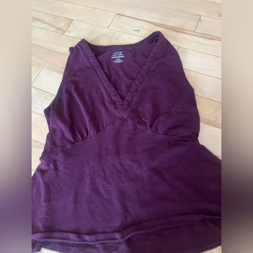 Banana Republic Malibu Tee Extra Small